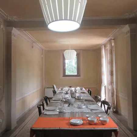 Laura בית חווה *